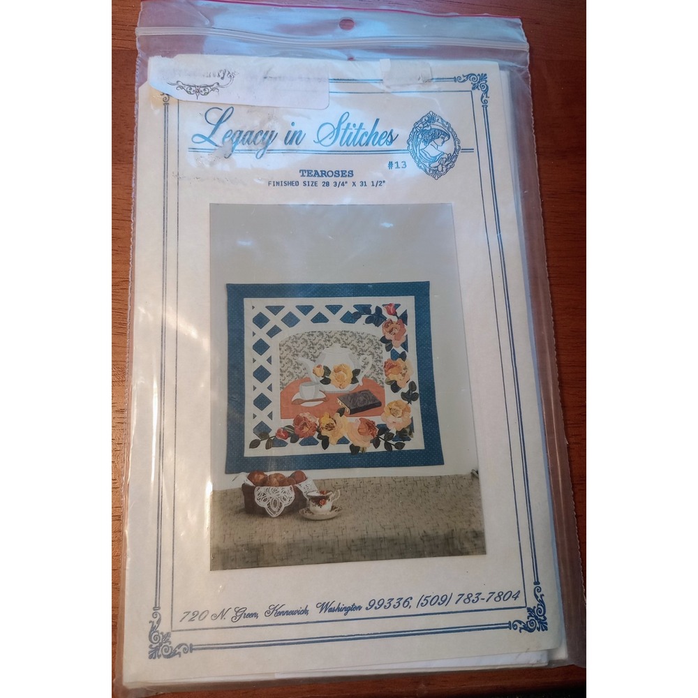 Legacy in Stitches Wall Hanging Teapot‎ Roses #13 © 1992